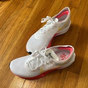 Brand new women’s Nike ZoomX Vaporfly 3 Shoes